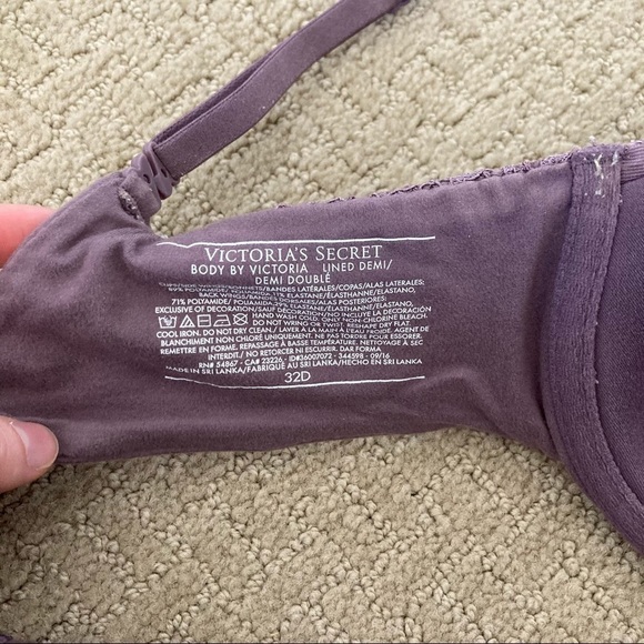Victoria Secret Body By Victoria Lined Demi Bra - Picture 4 of 4